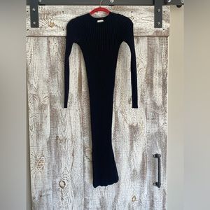 Aritzia Wilfred Long Sleeve Maxi Dress